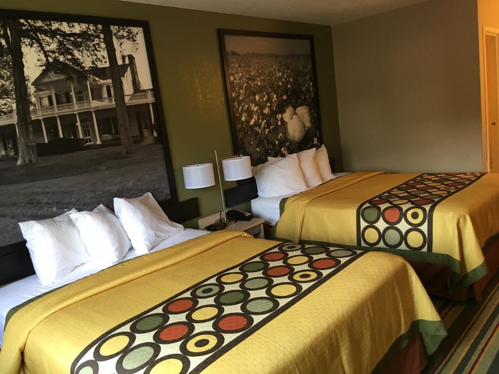 Super 8 By Wyndham Vicksburg Motel Стая снимка