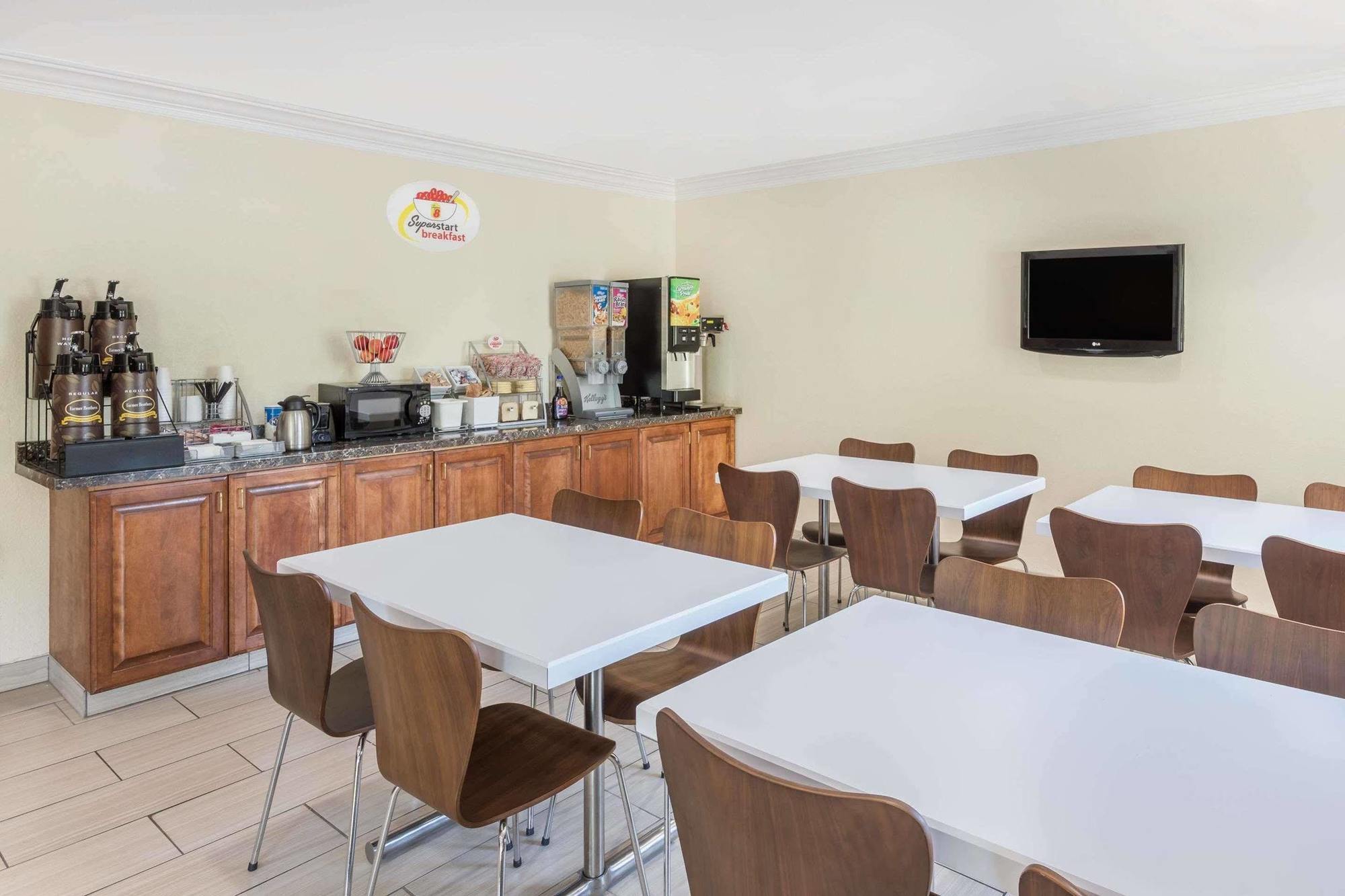 Super 8 By Wyndham Vicksburg Motel Екстериор снимка