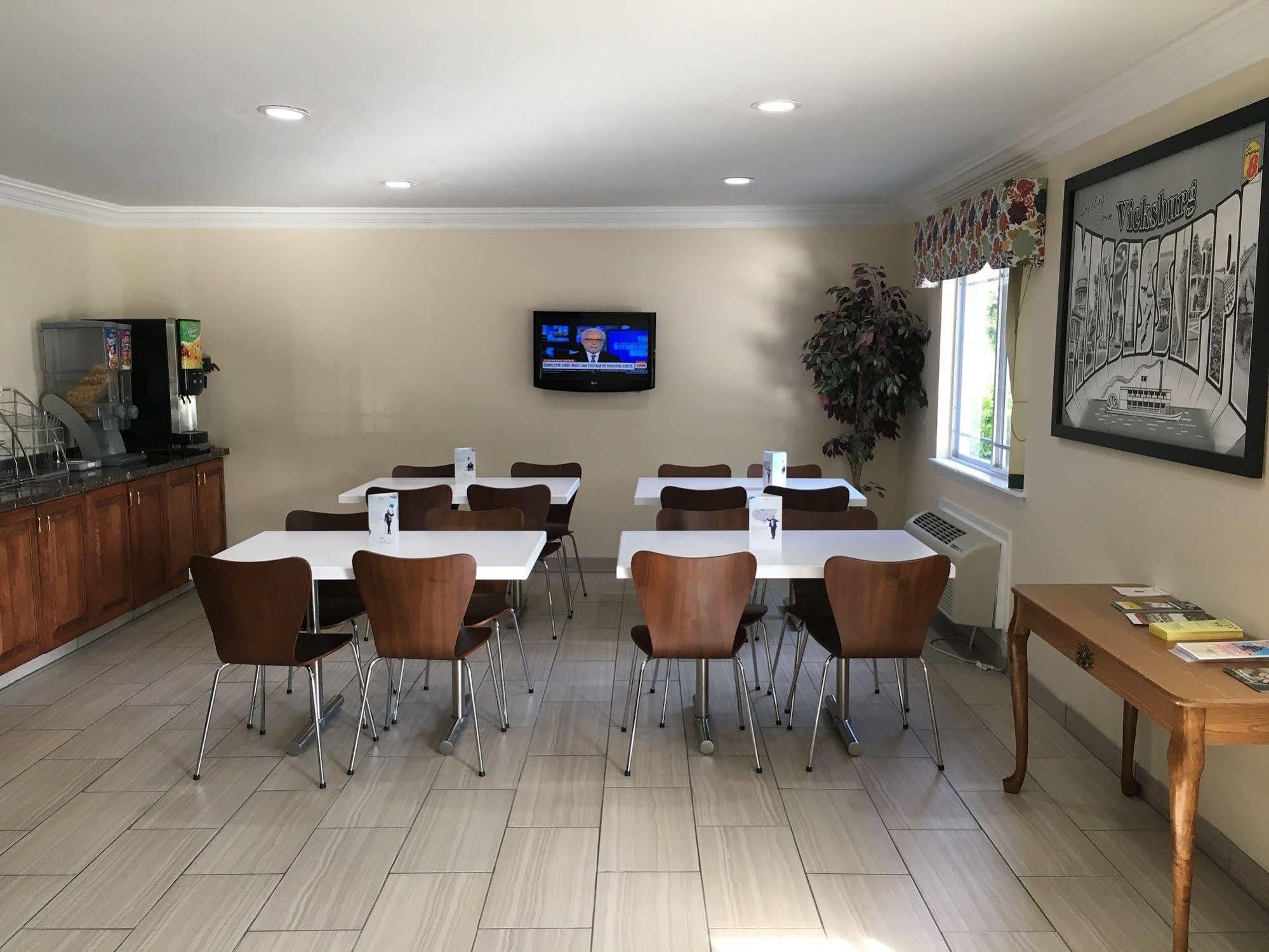 Super 8 By Wyndham Vicksburg Motel Екстериор снимка