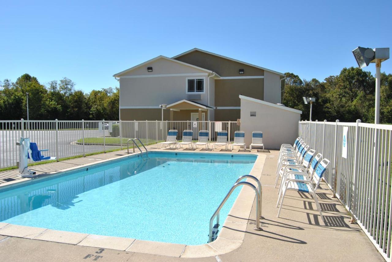 Super 8 By Wyndham Vicksburg Motel Екстериор снимка