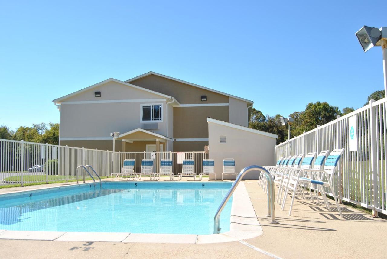 Super 8 By Wyndham Vicksburg Motel Екстериор снимка
